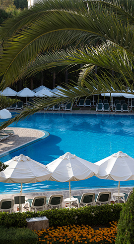 Enjoy Swimming in Heated Pools During the Autumn and Winter