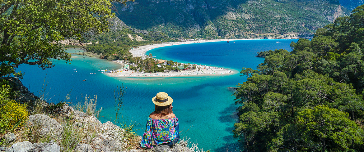Mavi, Yeşil ve Eğlencenin Buluştuğu Fethiye'de Tatil Yapmak
