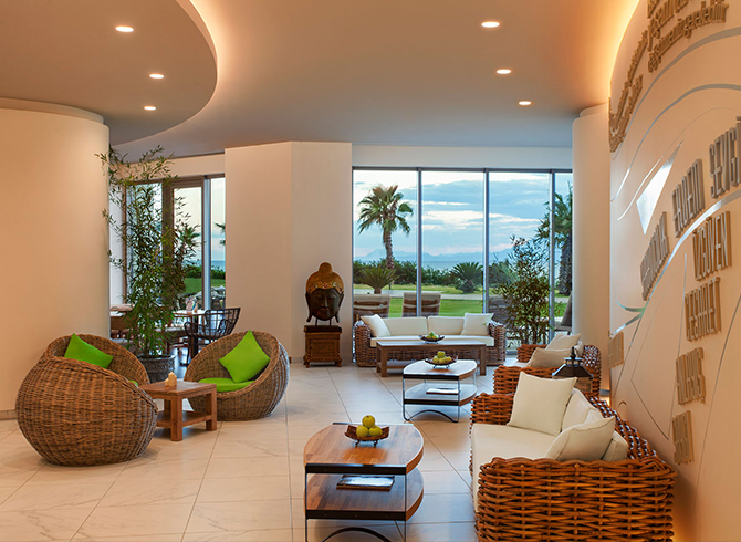 https://blog.baruthotels.com/assets/imgs/upload/5f1160bcd4839the-lifeco-akra-antalya-well-being-detoks-merkezi.jpg
