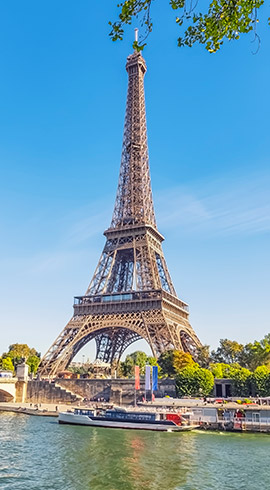Discover the City with Paris Travel Guide!