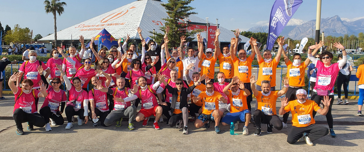 Running Team of Barut Hotels Participates in the 18th Runtalya Marathon!