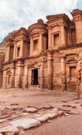 Tarihle Dolu Bir Yolculuk: Petra Antik Kenti'ni Keşfedin! 