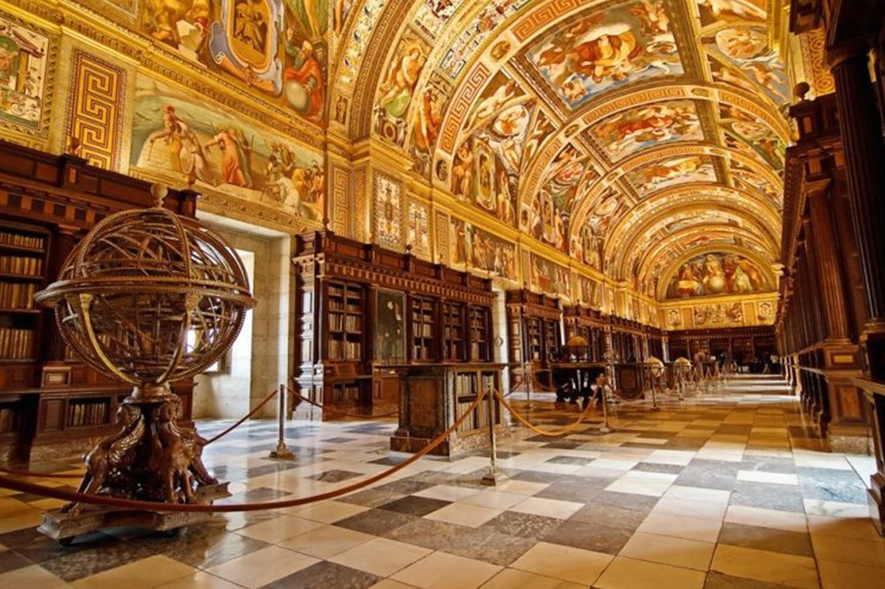 El Escorial Kütüphanesi