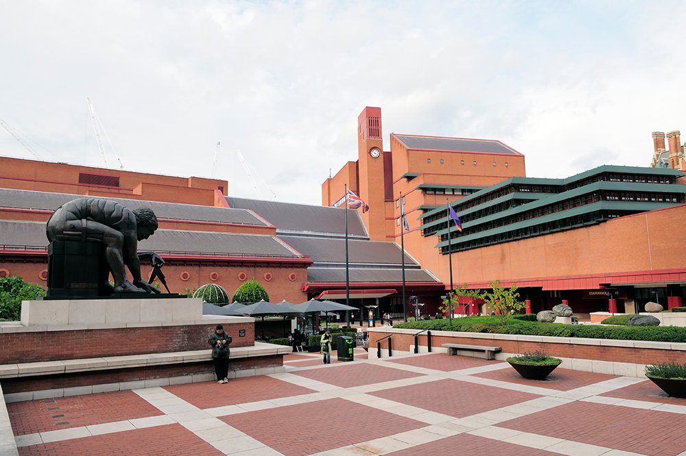 British Library - The 10 Most Beautiful Libraries of the World - Barut ...