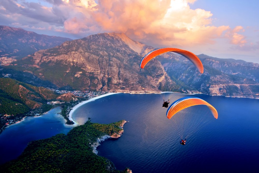 5 Places to Paraglide in Turkey 