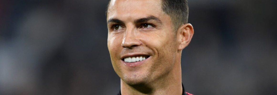 Yıldız Futbolcu Cristiano Ronaldo ve Hayatı